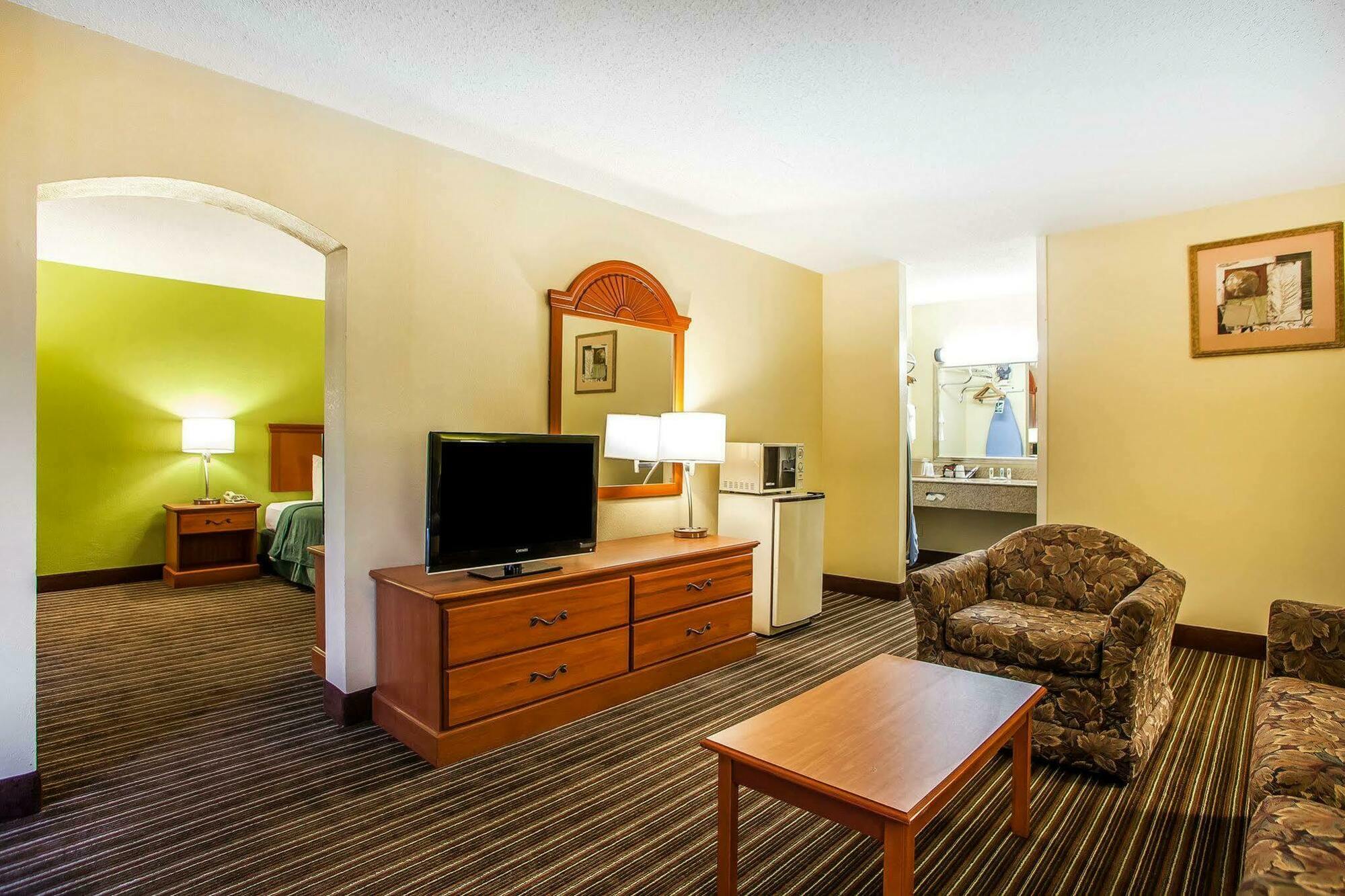 Quality Inn Franklin Exteriör bild